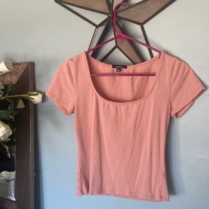 Women’s casual pink crop top